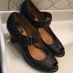 Clark’s peep toe Mary Janes